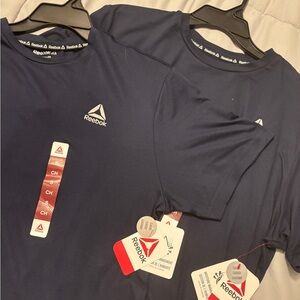 NWT Reebok Men's Navy Blue T-Shirt